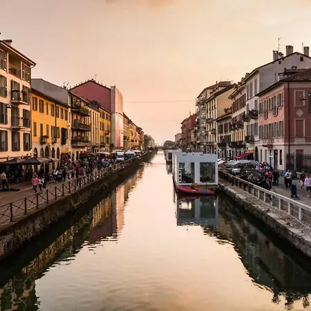 Apartment Navigli Metro4-tram2-naviglio Grande *